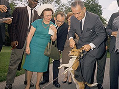 lyndon-b-johnson-american-presidents-and-dogs